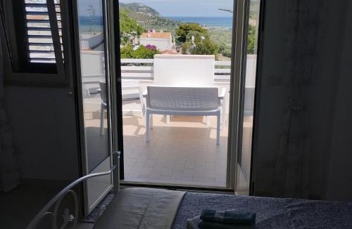 Mattinata House | Junno Maison Doli'