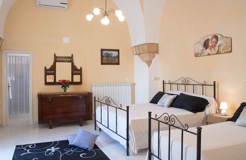 Montesano Salentino House | La Corte Antica