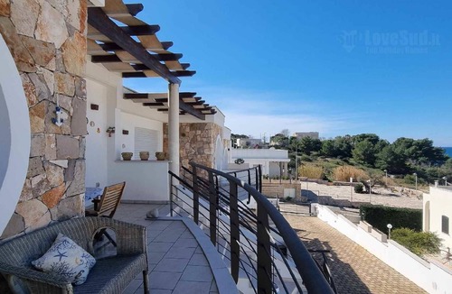 Marina San Gregorio House | La Madame San Gregorio