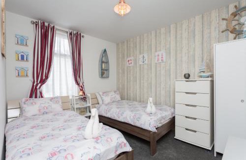 North Shore House | Langan's Blackpool Holiday Let
