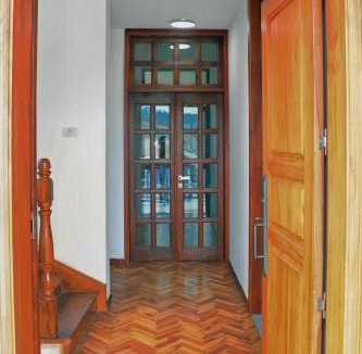 North Shewa Villa | Large Villa with Driver Included
