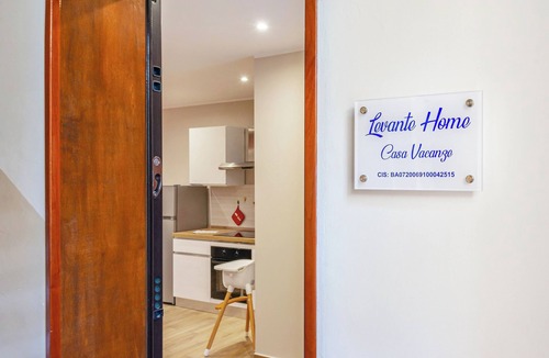 Municipio 3 Apartment | Levante Home in the Centre of Bari