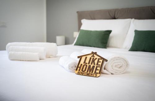 Talsano Villa | Likehome Ponente Levante 2 Ville luxury Pool 12pxs