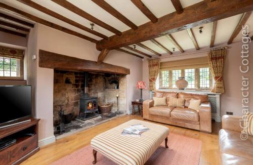 Broadway House | Little Gables