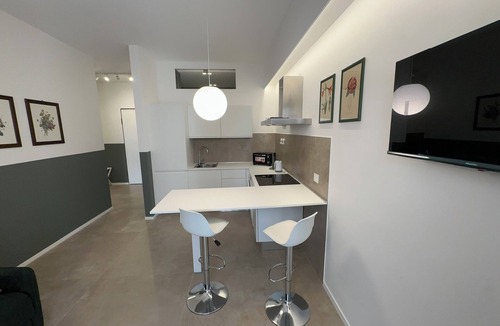 Trani Apartment | Looking for relaxation, comfort and a strategic location? Luca's Home is the ideal choice!