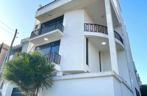 Bole House | Luxurious & Spacious Mega Home! In the Best Neighborhood!