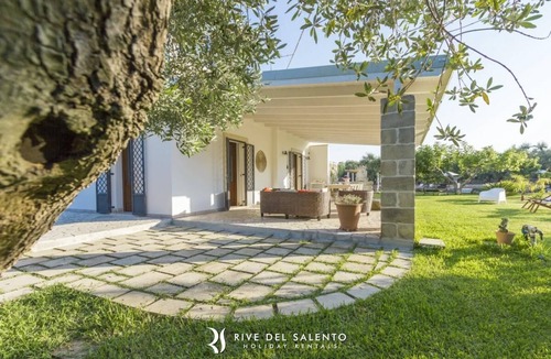 Borgagne Villa | Luxury villa with swimming pool garden outside space in the countryside of Salento