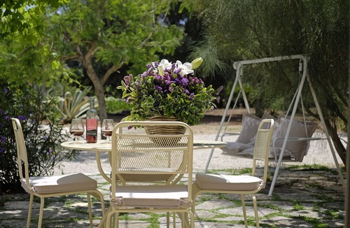 San Vito dei Normanni House | Masseria Ortensia. Garden with swing, hammock, deck chairs. Near the beaches.
