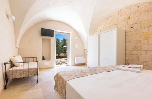 Ceglie Messapica Bed & Breakfast | Masseria Macchia