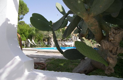 Specchia House | Masseria Verardo Mansion Typical house with garden Typical houseApartment in agrituris