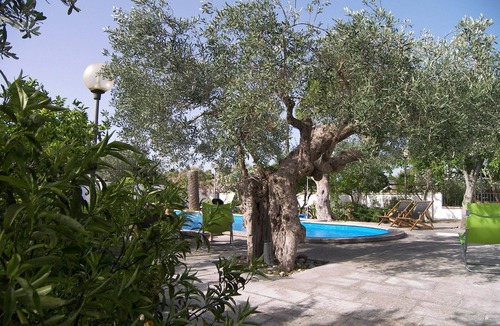 Specchia House | Masseria Verardo Mansion Typical house with garden Typical houseApartment in agrituris