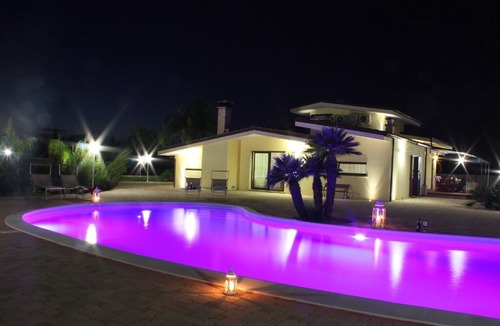 Melissano Villa | Meadow Luxury Villa - Four Bedroom Villa, Sleeps 12