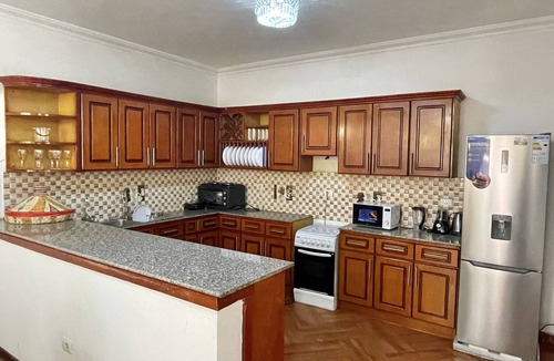Bole House | METRO Deluxe Spacious Home in a Great Neighborhood!