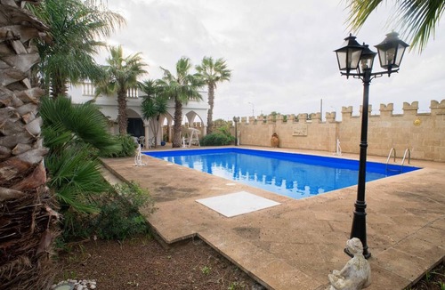 Torre Suda Villa | Michelle House, villa with swimming pool a few steps from the sea