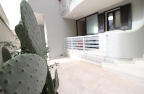 Otranto House | Modern Apartment “casa Giuditta Deluxe A Otranto” Wi-fi & Balcony