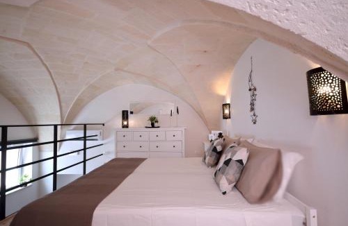 Roccaforzata Apartment | New modern loft by FM atelier
