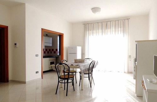 Otranto Apartment | Oikia Vacanze - Otranto Teto. Appartamento di nuova costruzione. Tutto l’arredam