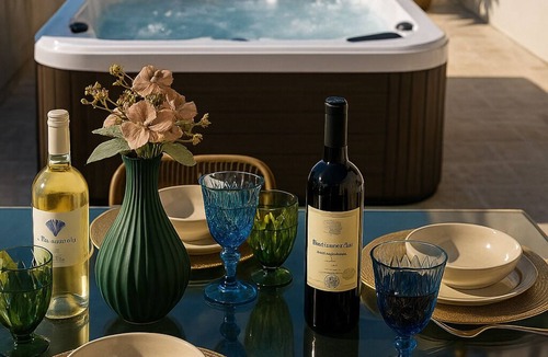 Lendinuso House | P4T BY THE SEA WITH JACUZZI - TERRACE AND SEA VIEW- 20MT FROM THE BEACH