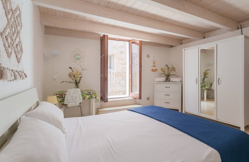 Old Town Bed & Breakfast | Palazzo San Rocco - Blue Room by Wonderful Italy
