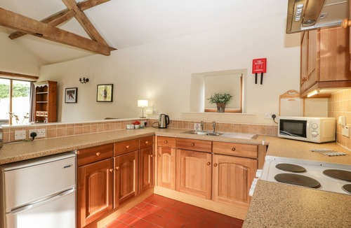 Hay-on-Wye Cottage | PEARTREE COTTAGE, romantic, character holiday cottage in Bromyard