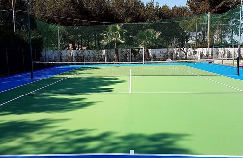 Galatina Villa | Piscina a sfioro riscaldata, tennis, area benessere, wifi nel cuore del Salento!