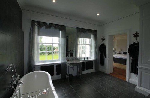 Worton Bed & Breakfast | Prince Hill House