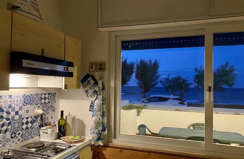 Lendinuso House | Puglia (Apulia) - Salento Sunny beach front 2br house