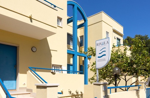Ginosa Marina House | Rivela Holiday Home by the sea in an independent villa in Puglia.