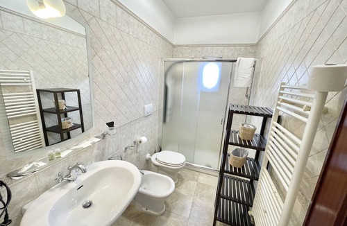 Municipio 1 Bed & Breakfast | Romano Lounge b&b Spacious Apartment with Terrace and Restaurant