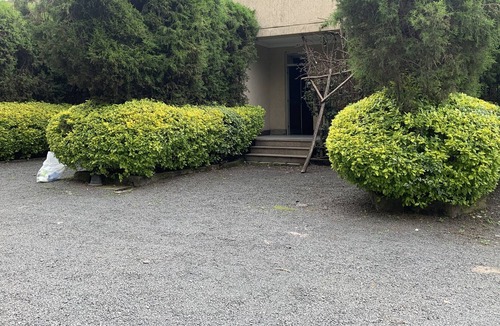 Debre Zeyit Bed & Breakfast | Romantic Hotel Retreat Close To All Attractions