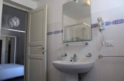 Acquarica del Capo Apartment | Room 3 - Ashian Villani Palace