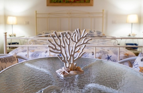 Borgagne Villa | Room 'Anna's House - Conchiglia' with Wi-Fi and Air Conditioning