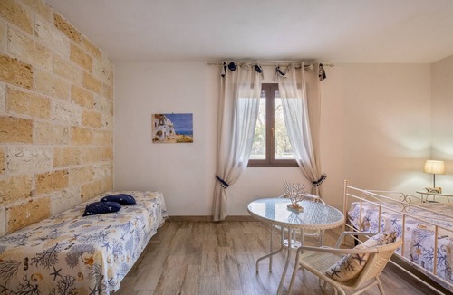Borgagne Villa | Room 'Anna's House - Conchiglia' with Wi-Fi and Air Conditioning