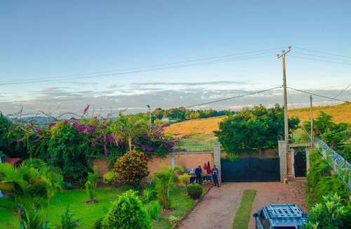 Ambohibao Villa | Room in Villa - The Elegant Villa Alexandre Near Ivato Airport.'