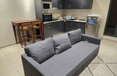 Toamasina Apartment | Santosh