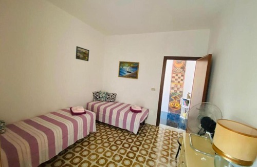Torre Squillace House | Scorci di Mare Uno
