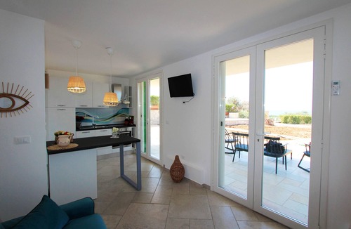 Marina di Pescoluse House | Sea view villa with garden and private hot tub 244