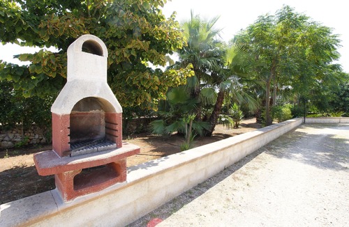 Tiggiano House | Semi-detached house with garden and pool 508