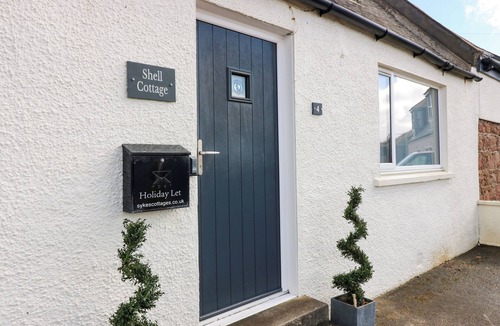Cruden Bay Cottage | SHELL COTTAGE, pet friendly, character holiday cottage in Cruden Bay
