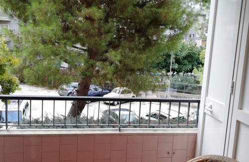 Municipio 2 House | SINGLE ROOM WITH PRIVATE BATH AND BALCONY - Ours is a Friendly House