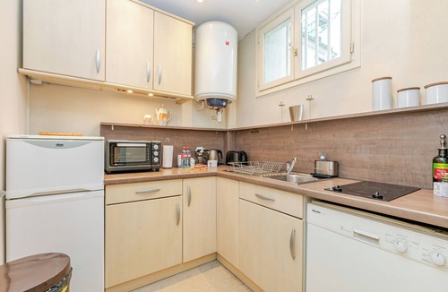 Notre-Dame-des-Champs Apartment | Spacious studio, chic and quiet, attractive Bon Marché district