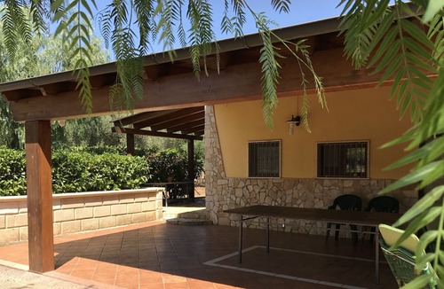 San Vito dei Normanni Villa | Splendid Villa with Relax Pool in Puglia
