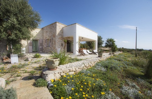 Torre Pali Villa | Splendid villa set in the Mediterranean scrub a stone's throw from the Ionian sea