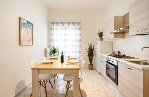 Municipio 2 Apartment | Stella - Urban Oasis of Contemporary Style