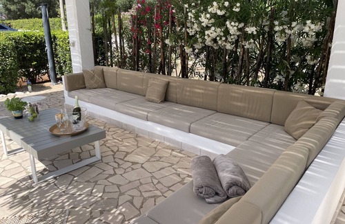 San Vito dei Normanni House | Stunning Villa for Family and Friends – Only 18 Minutes from the Sea and Ostuni
