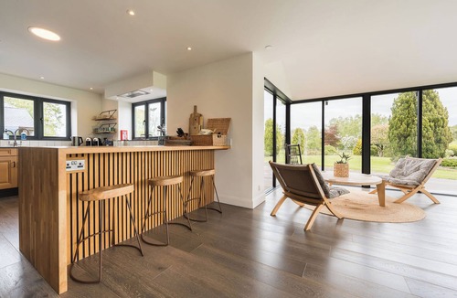 Cyfronydd House | Stunning modern farmhouse retreat perched on a private hilltop in North Wales