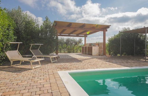 Impalata House | TD Casale Del Vento in the Countryside with Pool