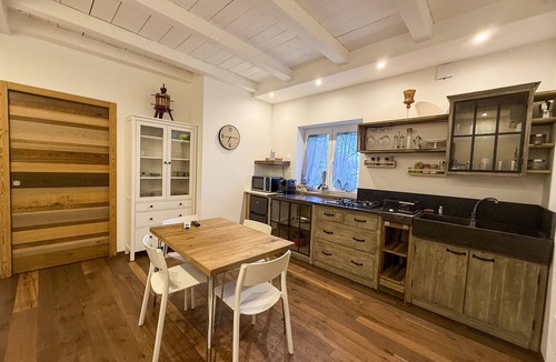 Gravina in Puglia Ski Chalet | Tenuta Rurale-Portico