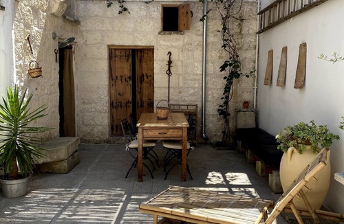 Surano House | The Court of Factor