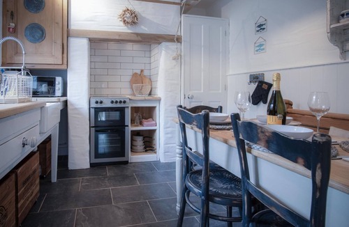 Wiseman's Bridge Cottage | The Old Spa - 2 Bedroom Cottage - Pleasant Valley